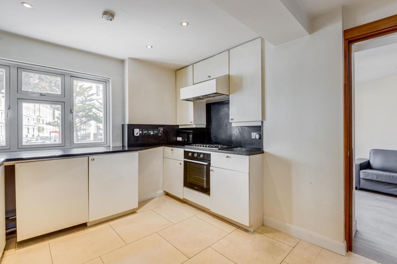 Care Property London- Apartments Buitenkant foto